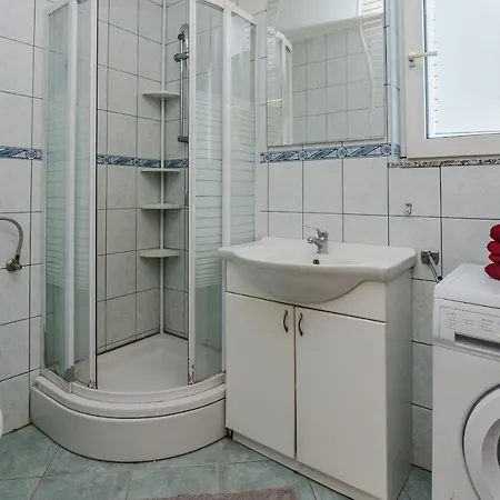 Jagunic Apartman Vir